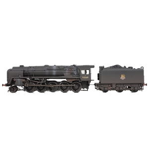 32-852A BR Standard 9F with BR1F Tender 92069 BR Black (Early Emblem) -8