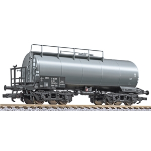 L235965 4-axle tank wagon, period III, DR, 480 hl tank