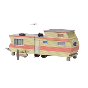 WBR5862 O Scale Double Decker Trailer Back View